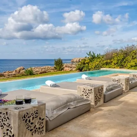 Villa Luxury With Sea Access In