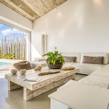 Villa Luxury With Sea Access In