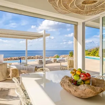 Luxury With Sea Access In